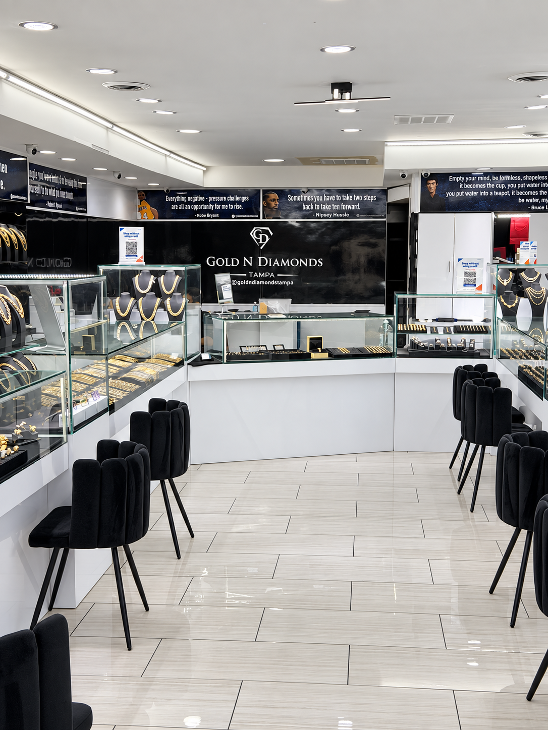 Gold N Diamonds Tampa showroom sign and jewelry counters